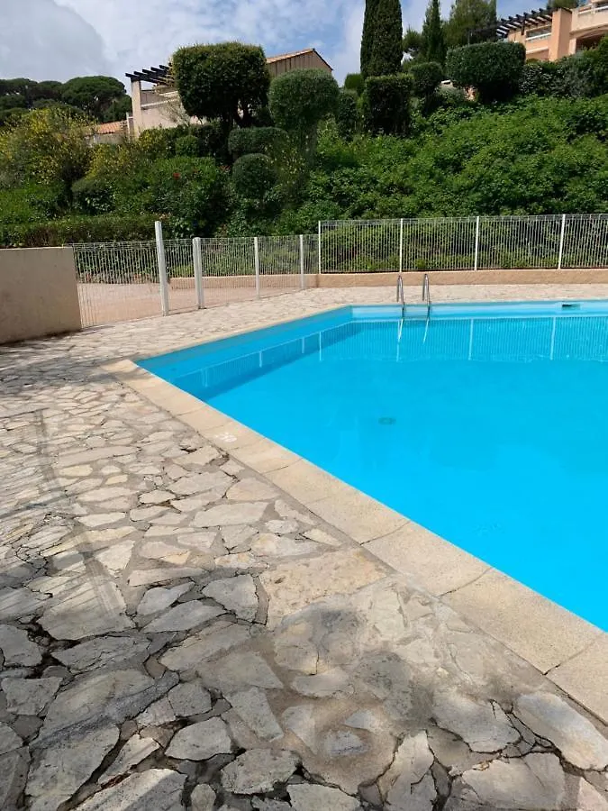Studio avec coin nuit Sainte-Maxime Appartement