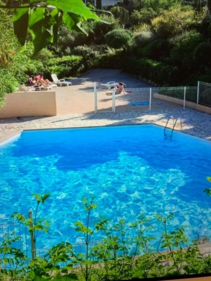 Appartement Studio avec coin nuit Sainte-Maxime France